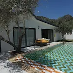 Zai Jardin Case de vacanță