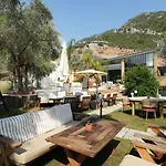 Zai Jardin Case de vacanță