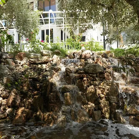 Zai Jardin Дом отдыха *